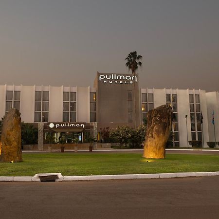 Pullman Lubumbashi Grand Karavia. Hotel Exterior foto