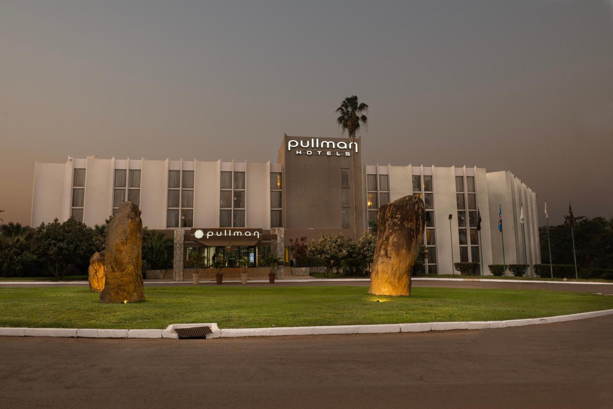 Pullman Lubumbashi Grand Karavia. Hotel Exterior foto